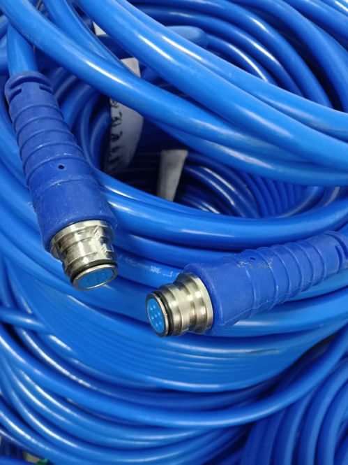 手柄控制電纜、電動(dòng)葫蘆電纜與自承式鋼索電纜 特點(diǎn)與應(yīng)用全解析